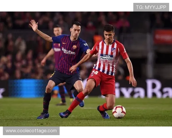 卡马文加 vs 维拉蒂：控球能力与中场持球结构差异